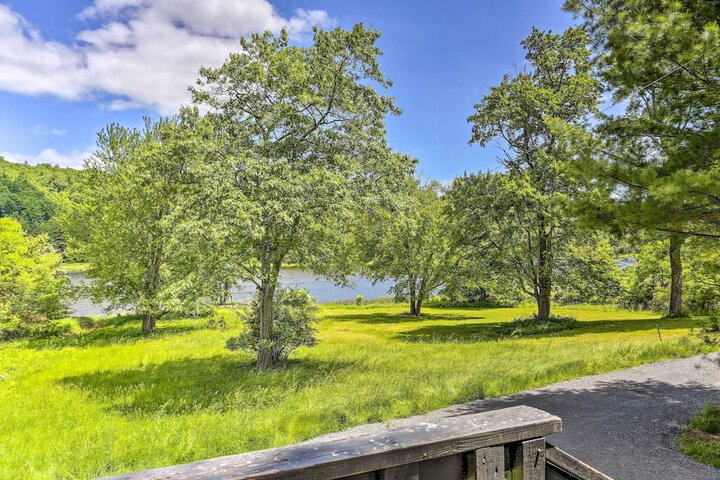 Catskills Sanctuary w / Lake Access + Hot Tub