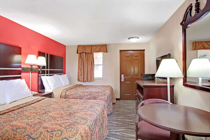 Room 14 of 14