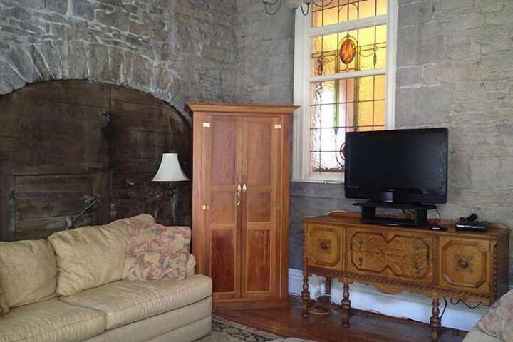The Noble Suites