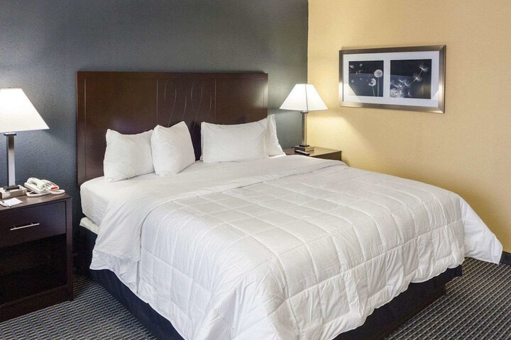 Room 21 of 44