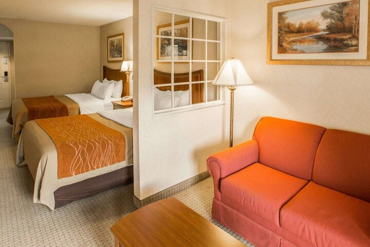 Room 22 of 35