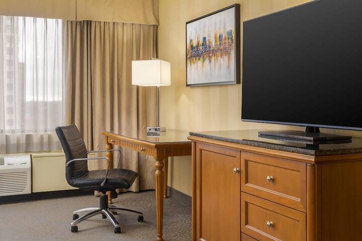 DoubleTree by Hilton Hotel London Ontario