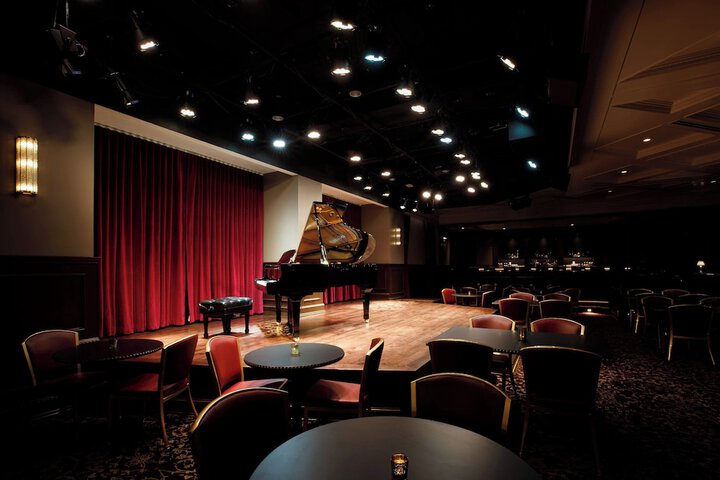 Hotel Carmichael Autograph Collection