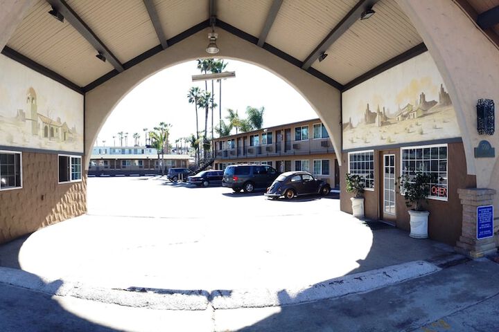 Hotel 3 of 55