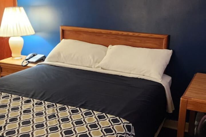 Room 25 of 31