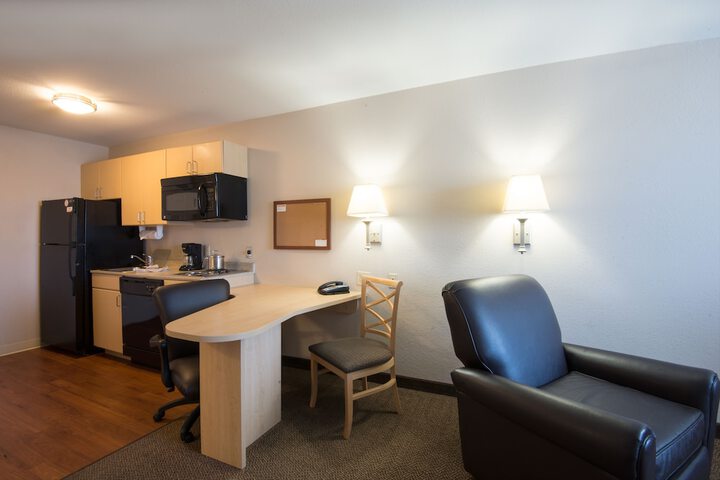 Room 36 of 43