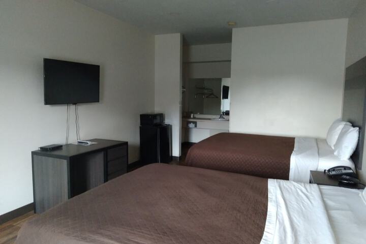 Room 7 of 11