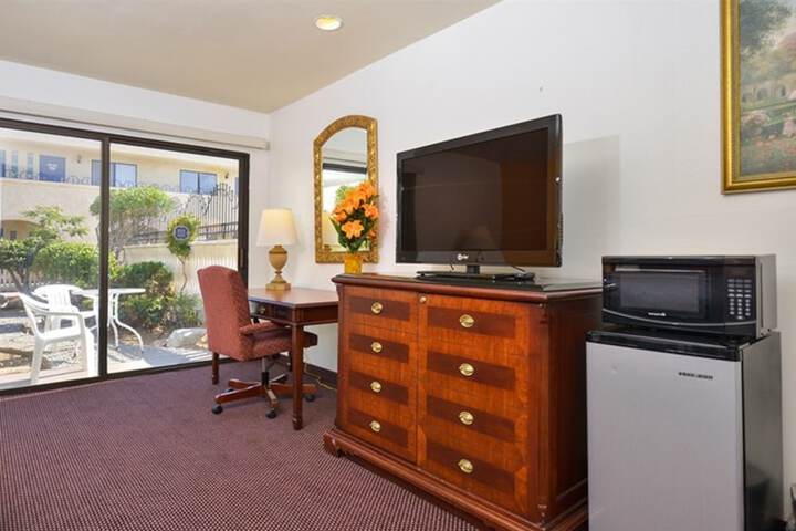 Room 21 of 124