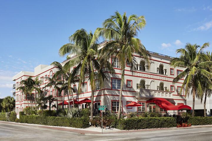 Hotel 8 of 64