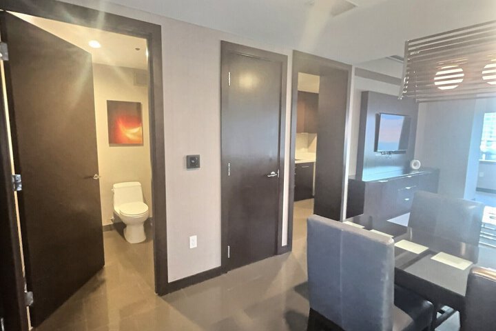 Room 85 of 124