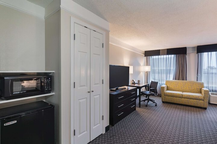 Room 22 of 39
