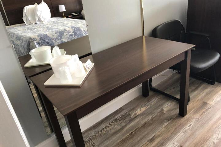 Budget Inn Express Bristol