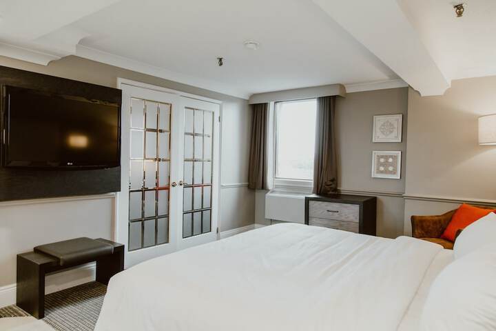 Crowne Plaza Fredericton-Lord Beaverbrook by IHG