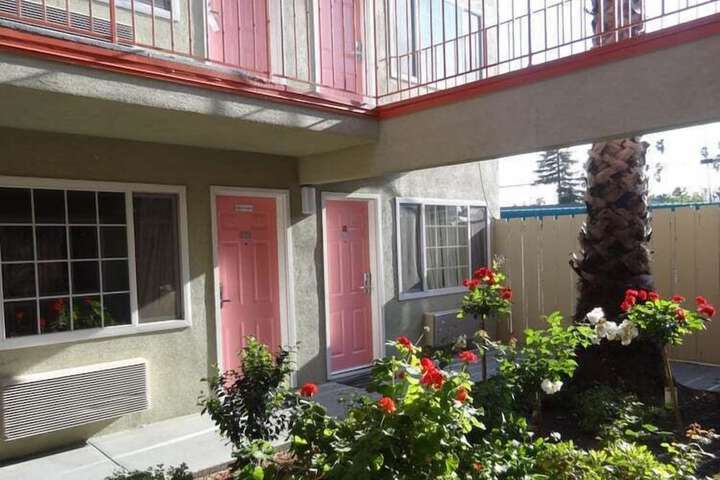 Property Grounds 23 of 27