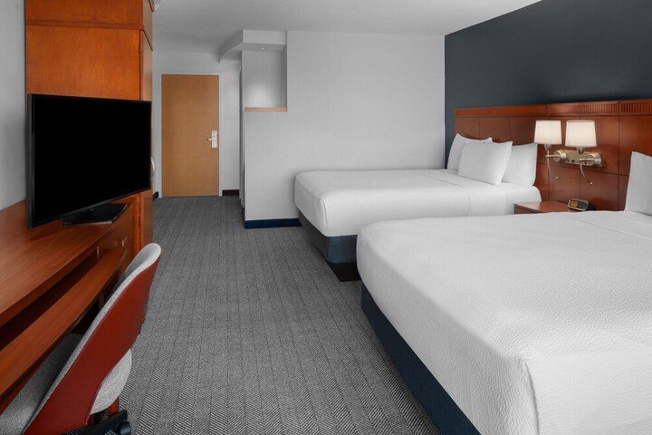 Room 34 of 43