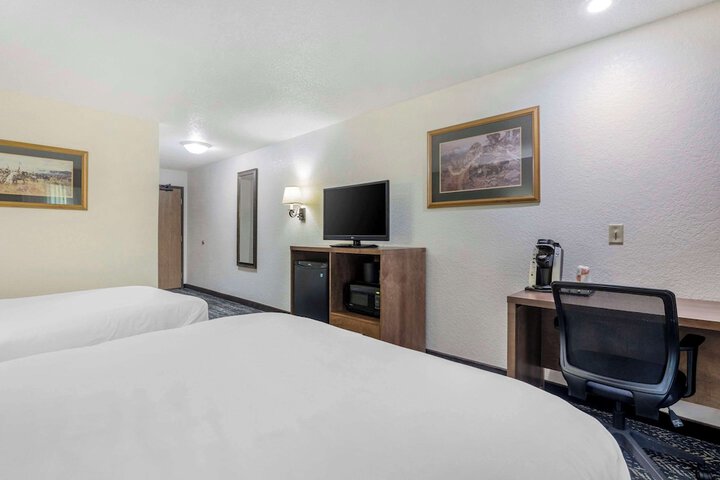 Room 40 of 58