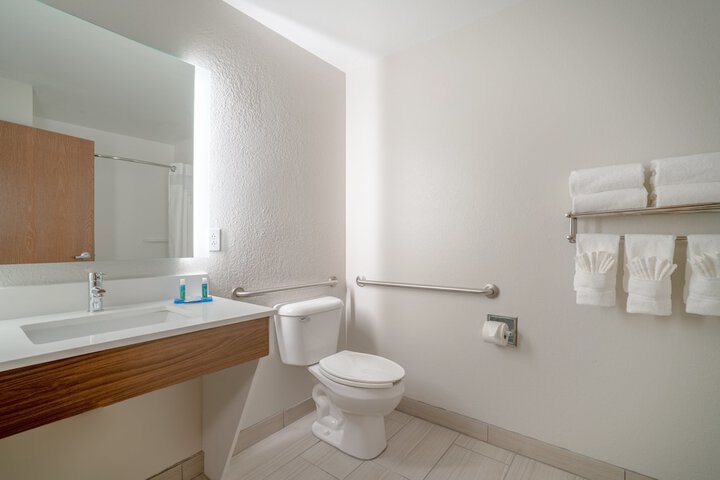 Holiday Inn Express Hotel & Suites ELKINS by IHG