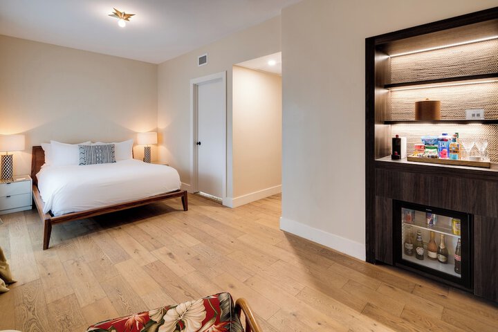 Room 43 of 125