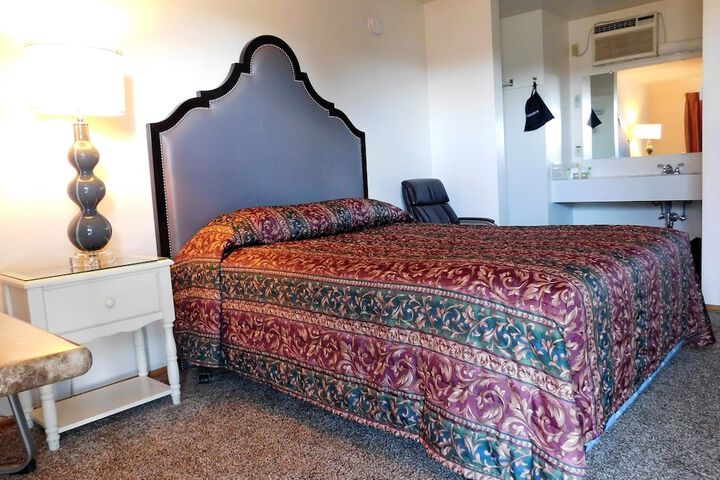 Room 14 of 40