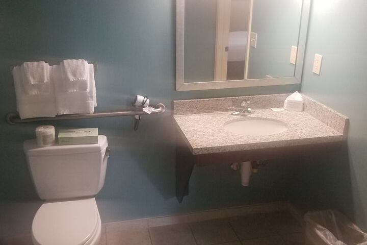 Room 20 of 35