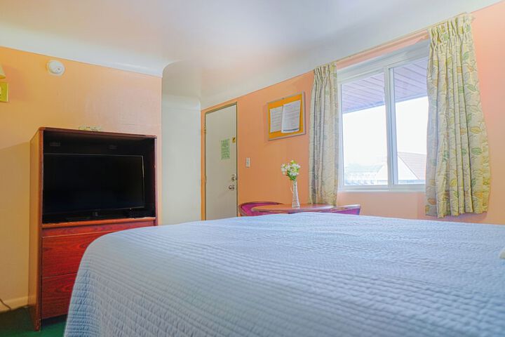Room 26 of 27