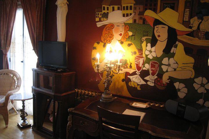 Room 27 of 58