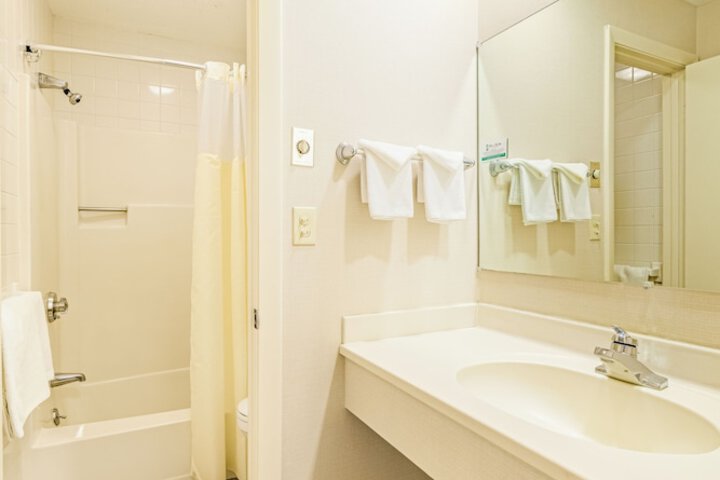 Town and Country Inn & Resort