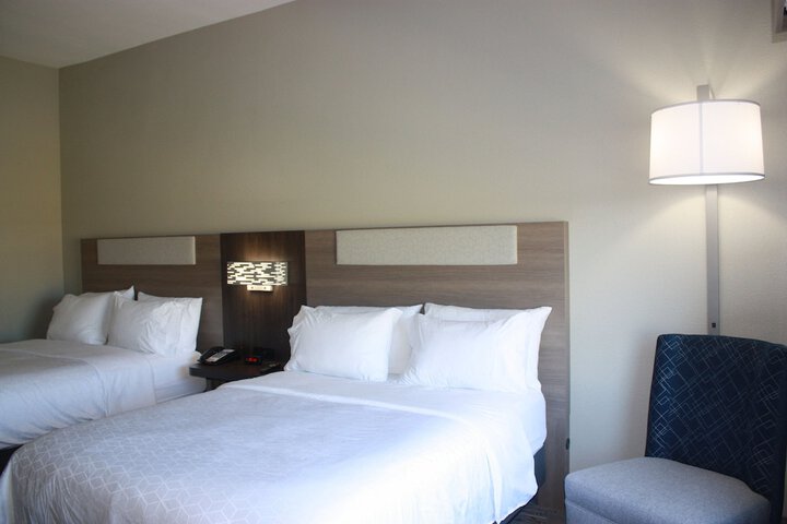 Holiday Inn Express Hotel & Suites Shamrock North by IHG