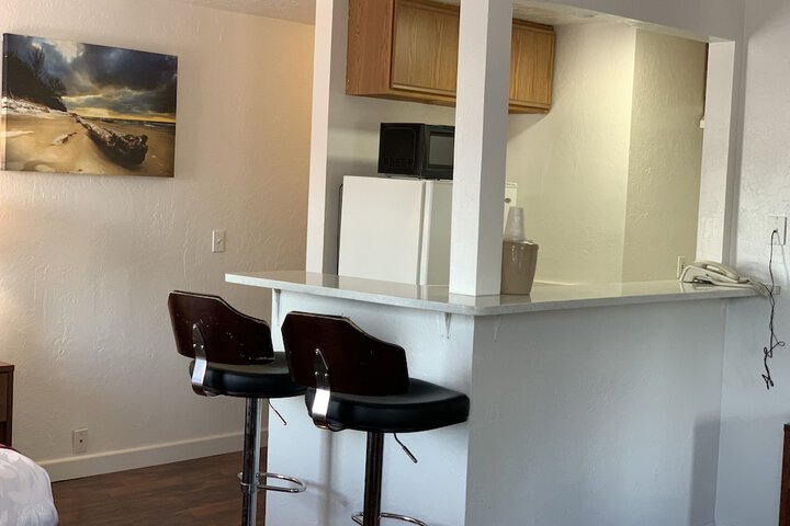 Room 6 of 23