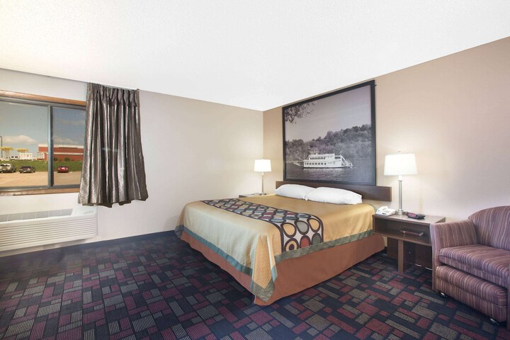 Room 7 of 34