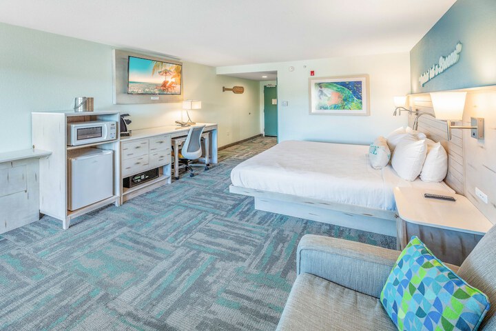 Room 32 of 44