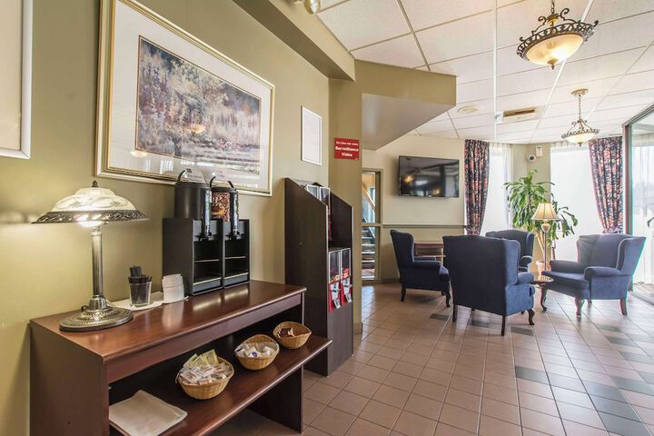 Quality Hotel & Suites