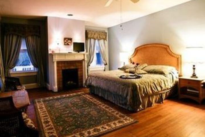 Simply Divine Bed and Breakfast