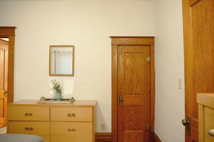 Room 31 of 234
