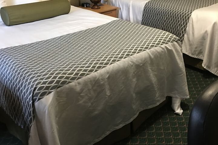 Room 16 of 29
