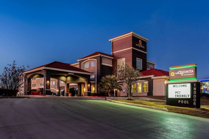 Hotel 2 of 47