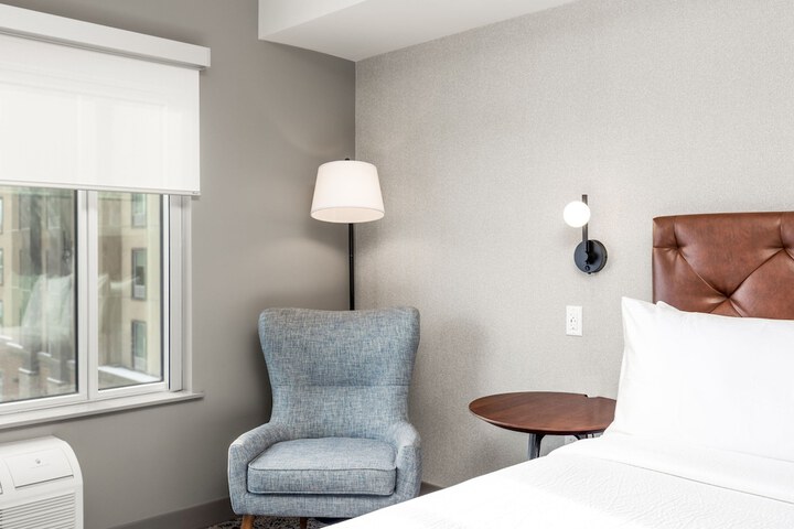 Four Points by Sheraton Kelowna Airport