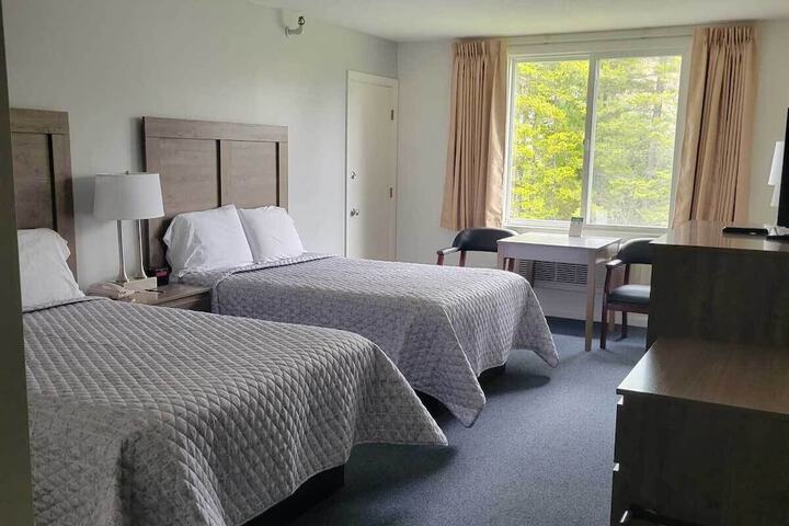 Room 35 of 48