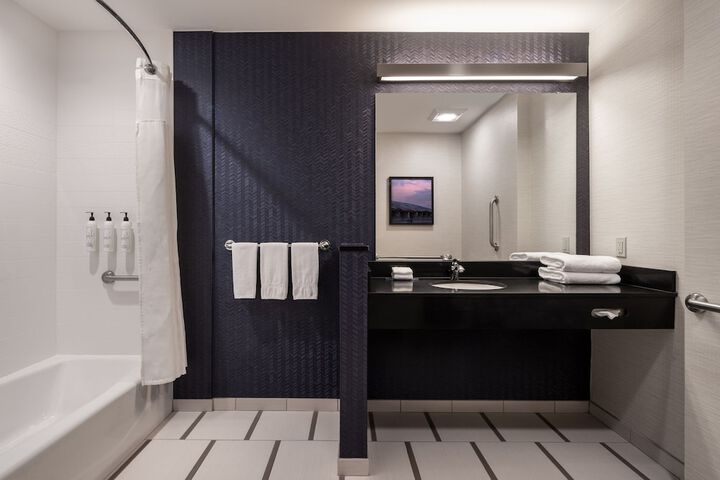Room 20 of 25