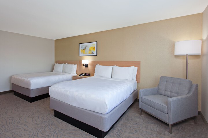 Room 21 of 43