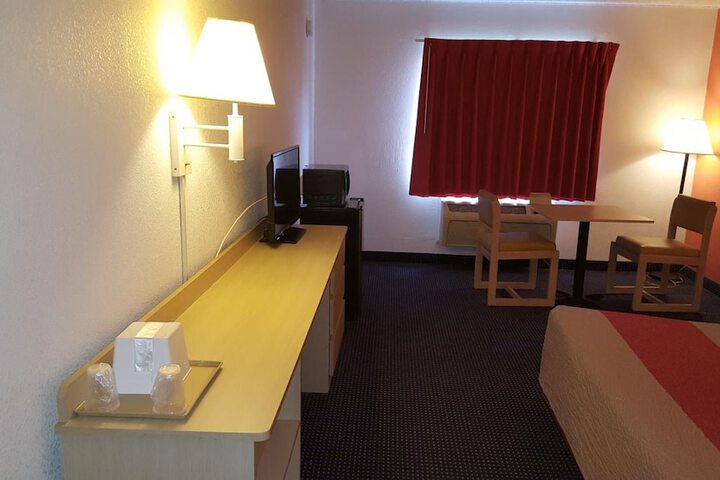Room 22 of 22