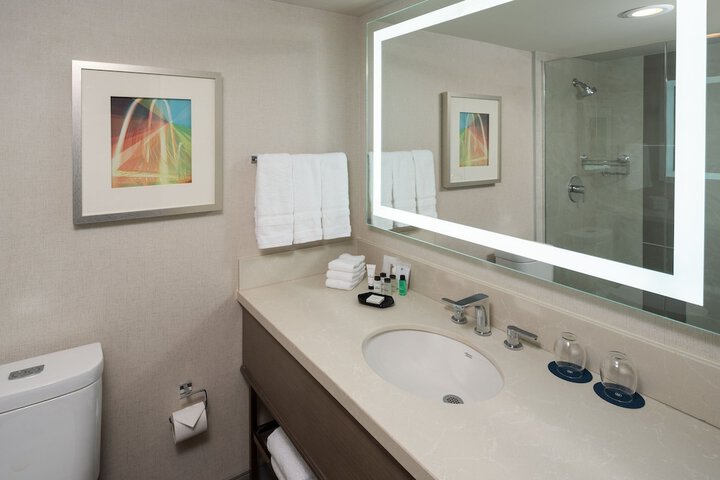 Room 25 of 57