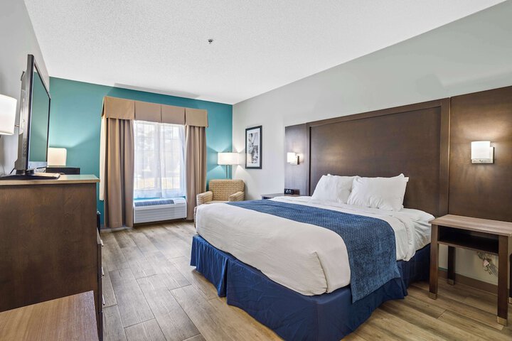 Blue Water Inn & Suites BW Signature Collection