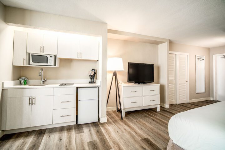 Room 47 of 106