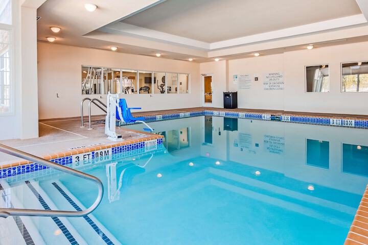 Pool 5 of 25