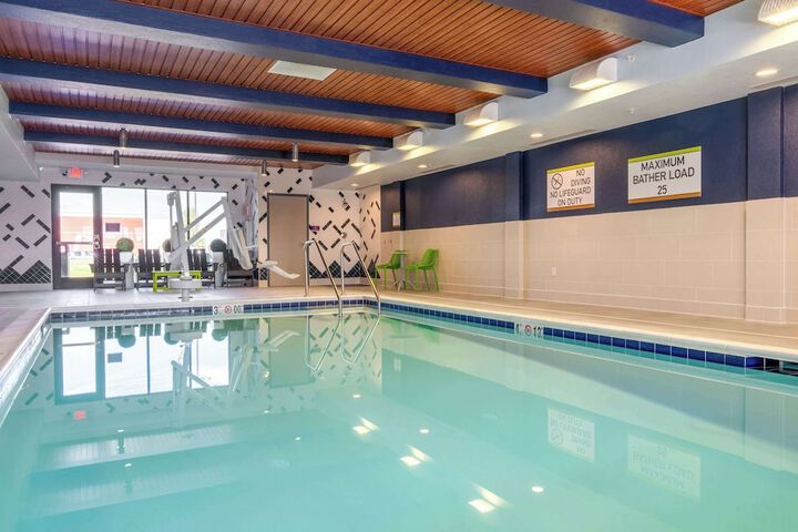 Pool 6 of 44