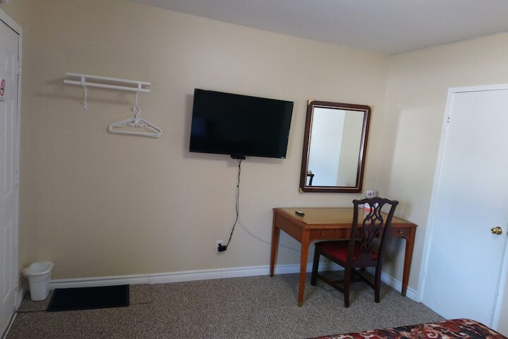 Room 22 of 57