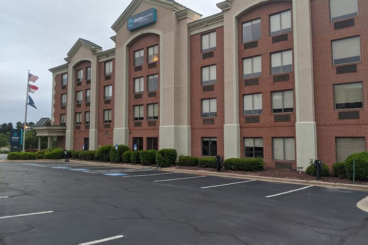 Hotel 4 of 54