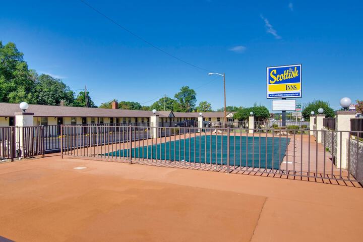 Hotel 5 of 29