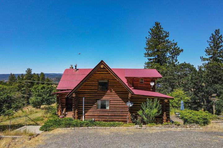 Rowland Log Cabin